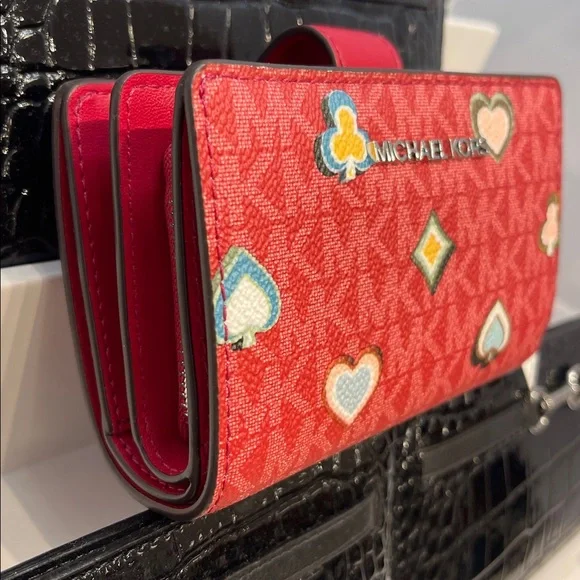 MICHAEL KORS Jet Set Md Printed Signature Logo Bifold Wallet
Dark Raspberry 
NWT - Picture 4 of 16